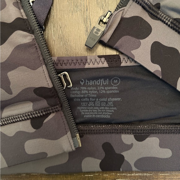 Handful The Closer Bra - Picture 2 of 3